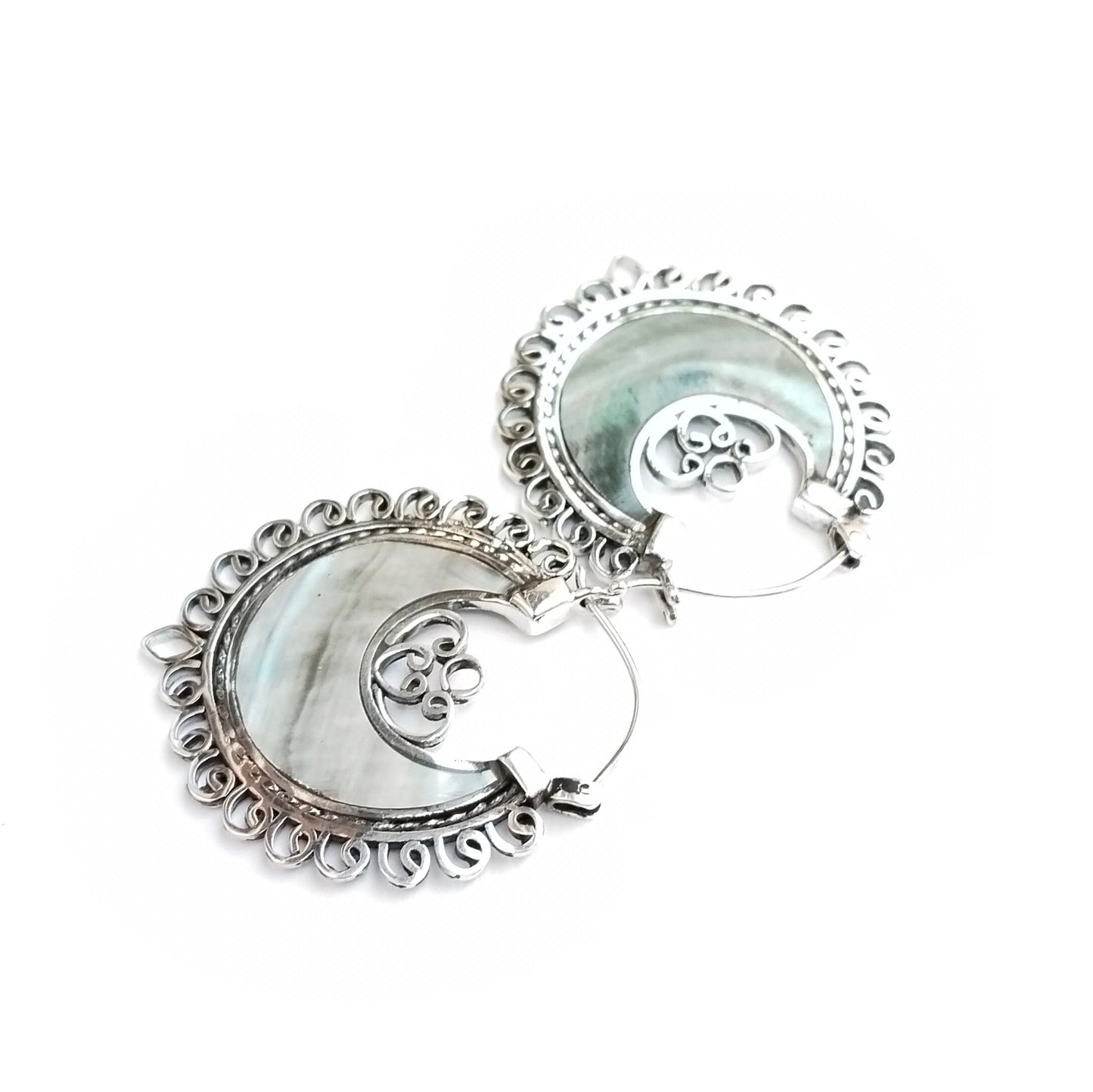 Black grey shell Sterling silver hoop earrings - Medium size, 30 mm, mother of pearl, silver Balinese design