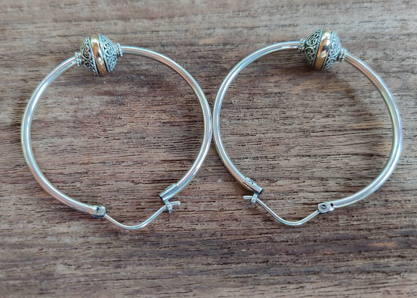 Silver & 18 carat gold hoop earrings - length 50 mm, round shape