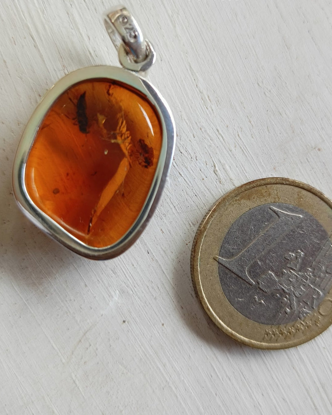 Unique Silver sterling pendant amber with insect inclusions. - Bali Handmade jewelry