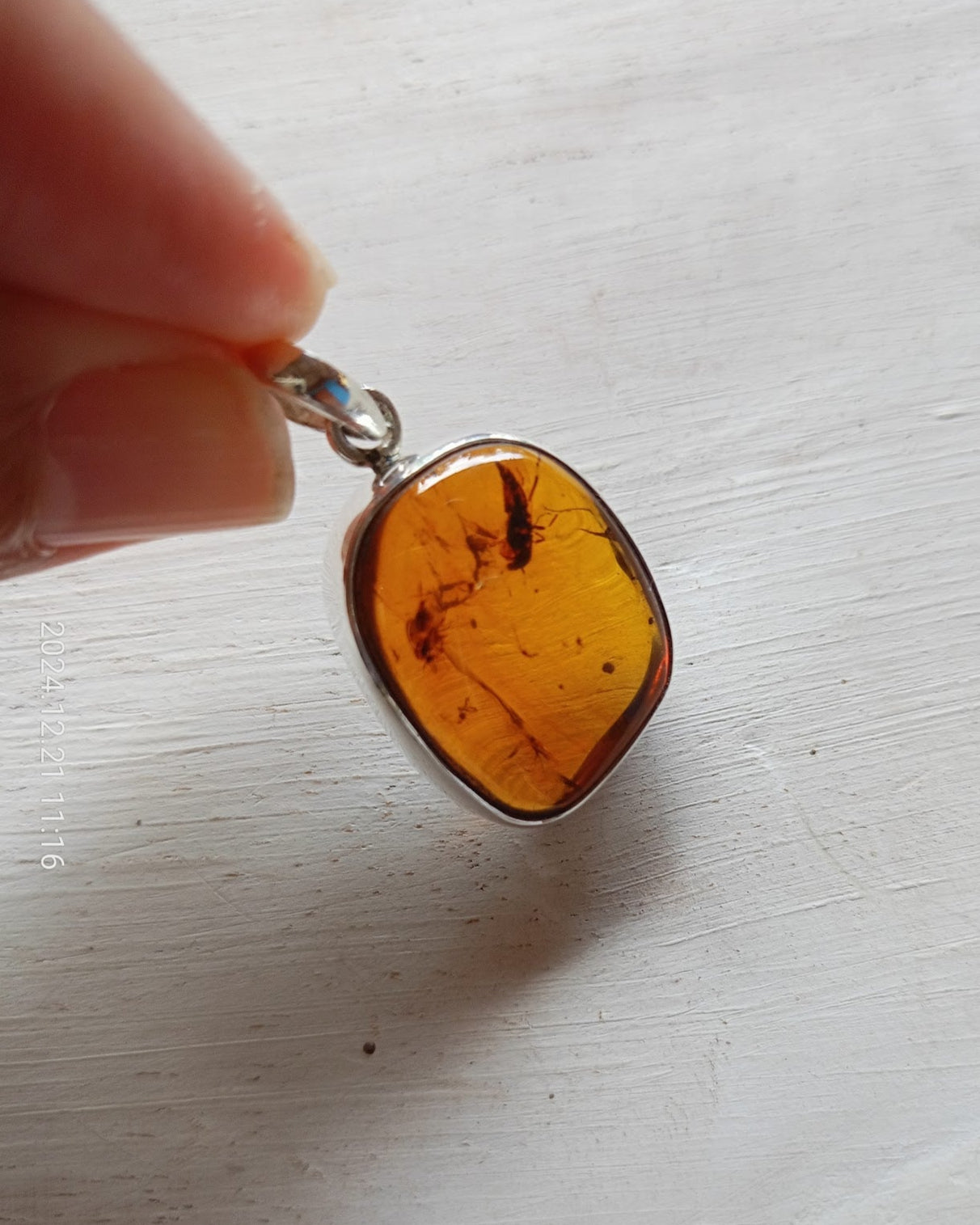 Unique Silver sterling pendant amber with insect inclusions. - Bali Handmade jewelry